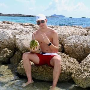 Meet your Posher, Jake